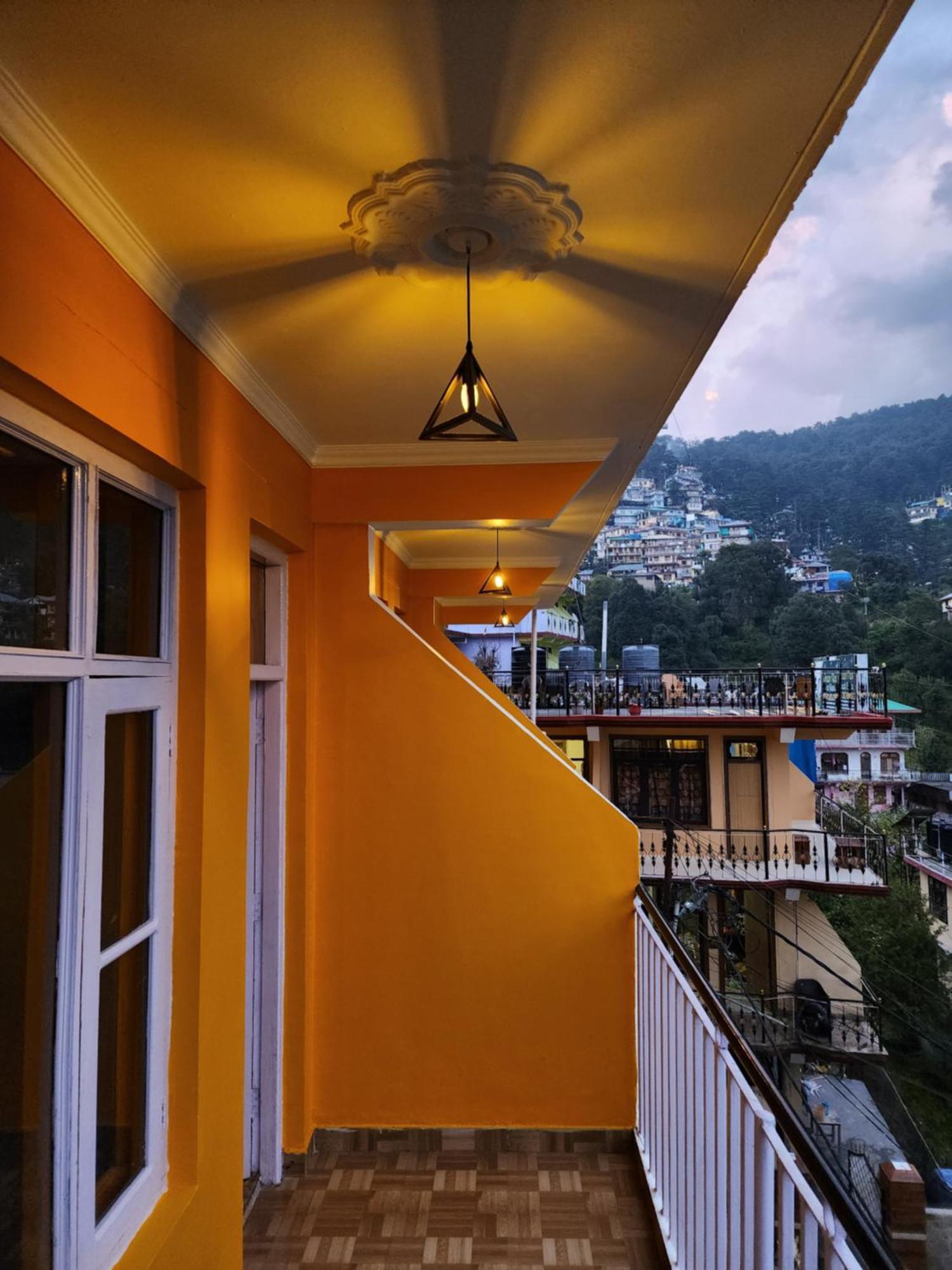 The Bougainvillea, Mcleodganj 达兰萨拉 外观 照片