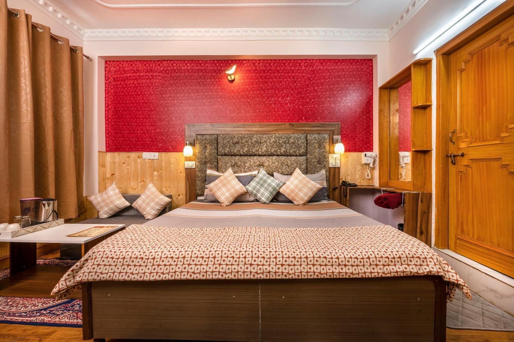 The Bougainvillea, Mcleodganj 达兰萨拉 外观 照片
